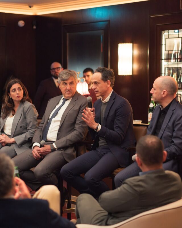 On the occasion of the “Impact Here and Now” event promoted by @greenecirclesglobal , Claudio Rovere, President of HModa, shared a key perspective on the fashion and luxury manufacturing sector.

At a time when the global economy is undergoing a profound transformation — from the energy crisis to the fragility of supply chains and the urgency of climate change — HModa is responding with a clear vision: investing in resilient, local, and sustainable supply chains.

The President of HModa highlighted how market and customer demands are accelerating a deep transformation in the sector — a transformation HModa is addressing with a concrete and forward-thinking approach: investing in sustainability, in increasingly resilient supply chains, and in production systems powered by clean energy, all while maintaining the excellence of Made in Italy.

An approach that is not only ethical, but also strategic — one that strengthens the fashion system by making it more competitive and sustainable.

#ImpactHereAndNow #IndustrialTransformation #CleanEnergy #CircularEconomy #ResilientSystems #GreenInnovation #GreeneCircles 
#Sustainability #NetZeroEurope #HModaGroup